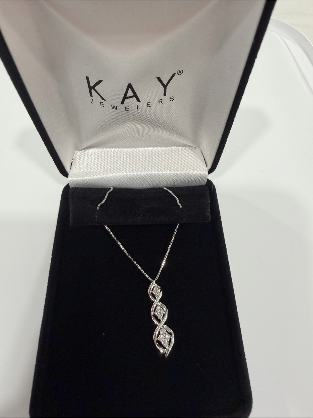 KAY Jewelers Silver Twisted Pendant Necklace - Silver